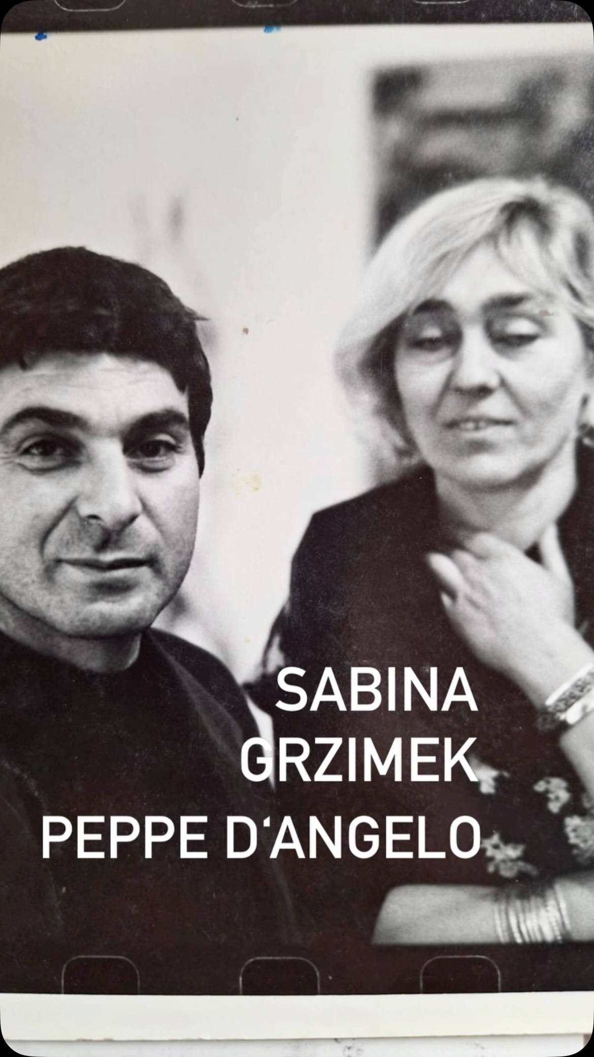 Ab dem 20.12 - 4.1.2026 geschlossen. Ab 5.1.2026 wieder wie gewohnt vor Ort.
Bis dahin….Vai piano, piano! Team G3P
#galerie3plus #sabinagrzimek #peppedangelo #golemhof #kunstgalerie #kunst #brandenburg